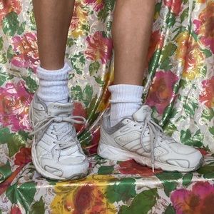 sweet little all white vintage tennis shoes